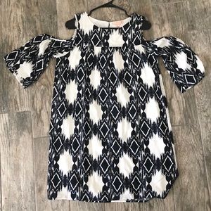 Gibson Latimer cold shoulder dress